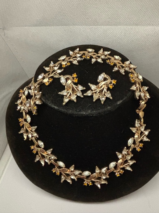 Jewelry - Vintage PENNINO Gold-Tone Floral Crystal Necklace, bracelet and Earring Set